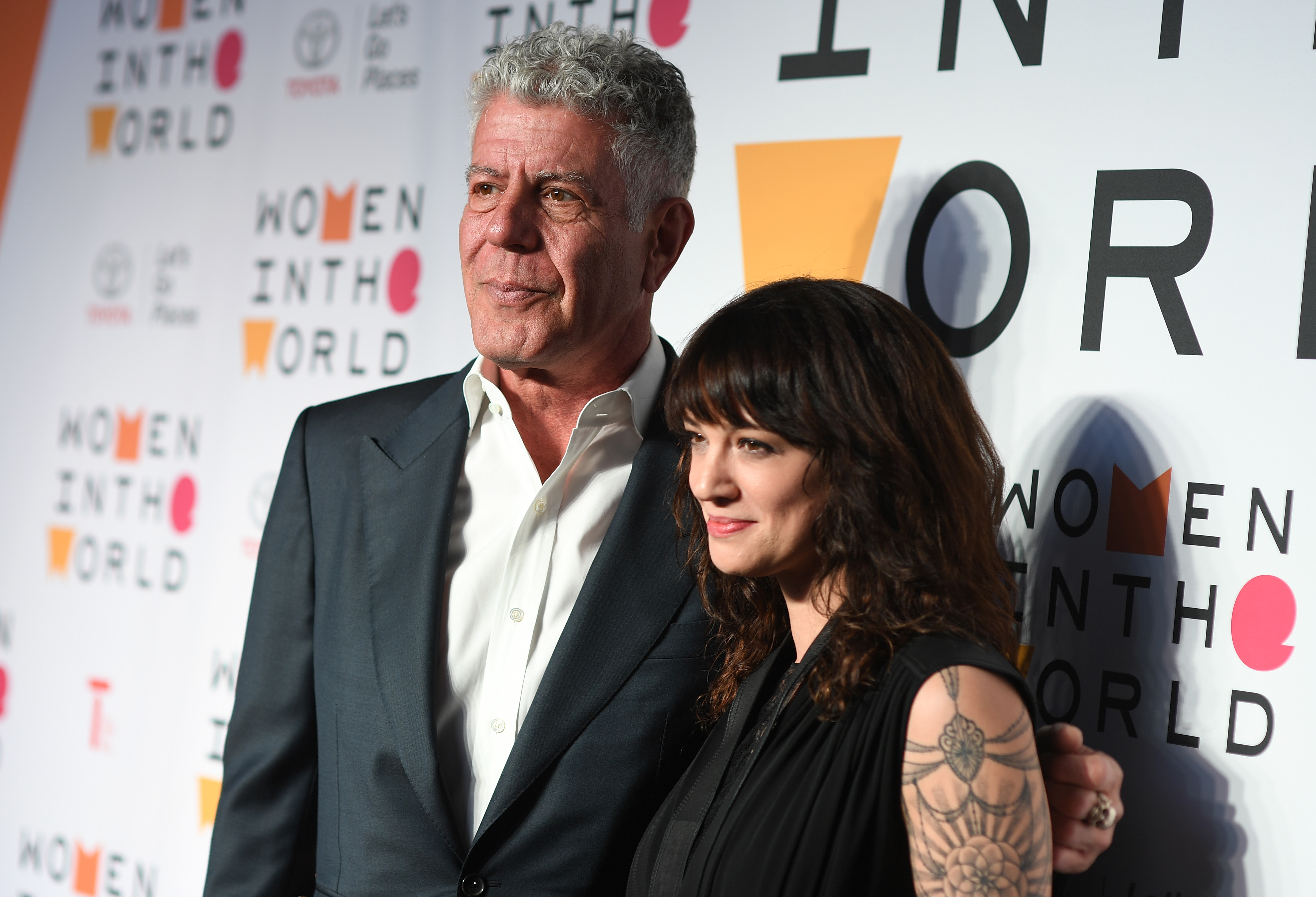Risultati immagini per morto compagno asia argento
