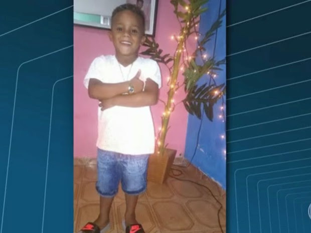 Menino Ryan tinha 4 anos e foi baleado na porta da casa da avó, em Madureira (Foto: Reprodução / Globo)