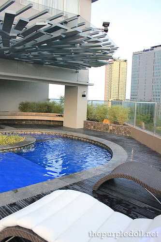Acacia Hotel Manila Kid's Swimming Pool