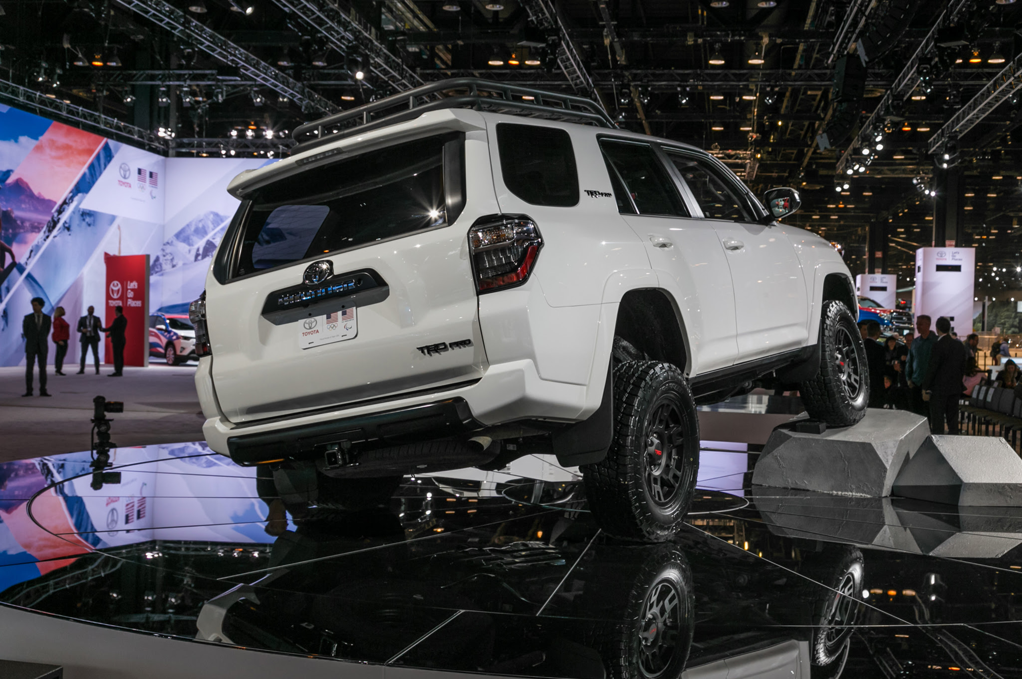 2019 Toyota 4Runner TRD Pro rear three quarter - Motor Trend 2019 Toyota 4Runner TRD Pro rear three quarter - Motor Trend