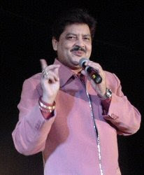 Station Hollywood: Udit Narayan – the unique singer of bollywood.