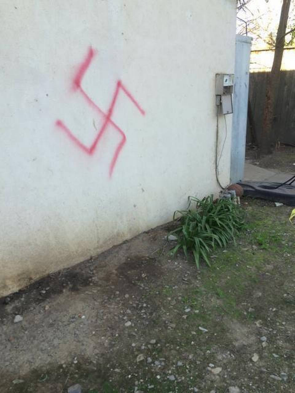 A swastika is painted on a UC Davis-affiliated Jewish fraternity house.