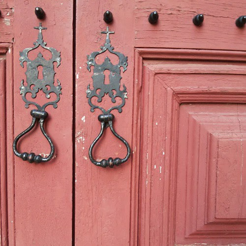 #doors #doorsworldwide #doorsondoors #doorsonly by Joaquim Lopes