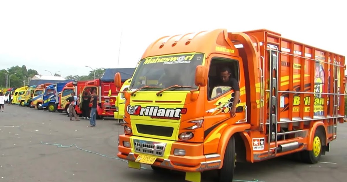 29+ Gambar Truk Oleng Yang Sangat Bagus