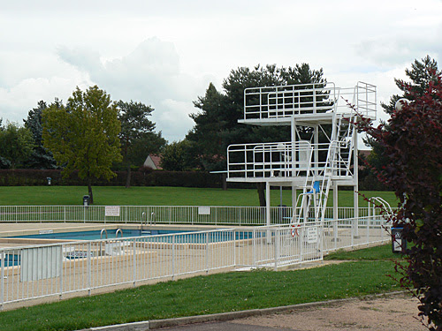 piscine de Sanvigne.jpg
