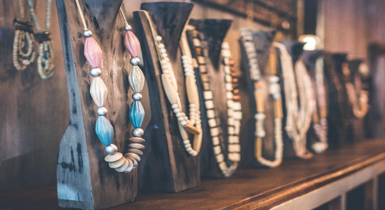 Comment recevoir des échantillons gratuits de bijoux ?