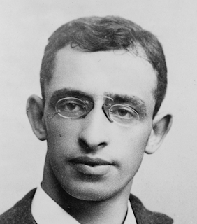 This image has an empty alt attribute; its file name is alexander-berkman.png