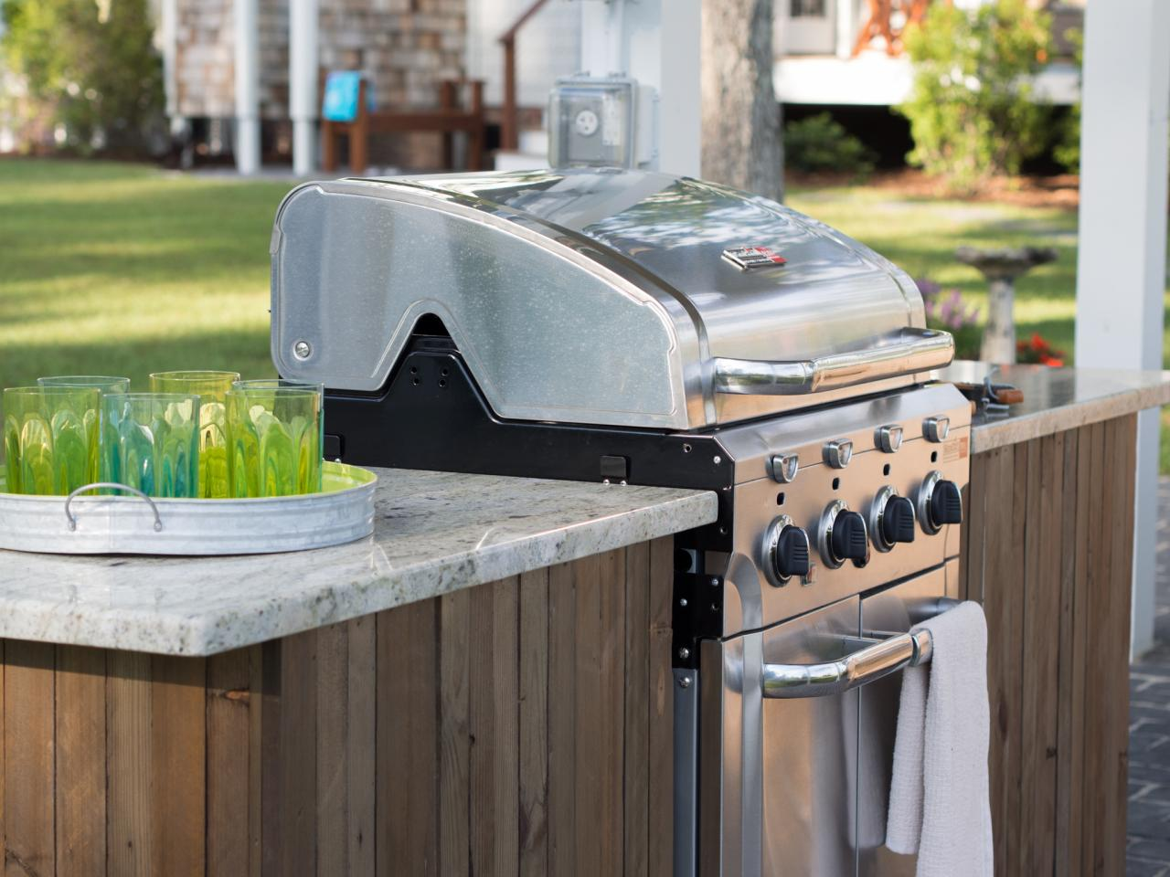 Outdoor Island with Grill: These 10 DIY Outdoor Kitchen Ideas will add some flare to your outdoor space and save you money. 