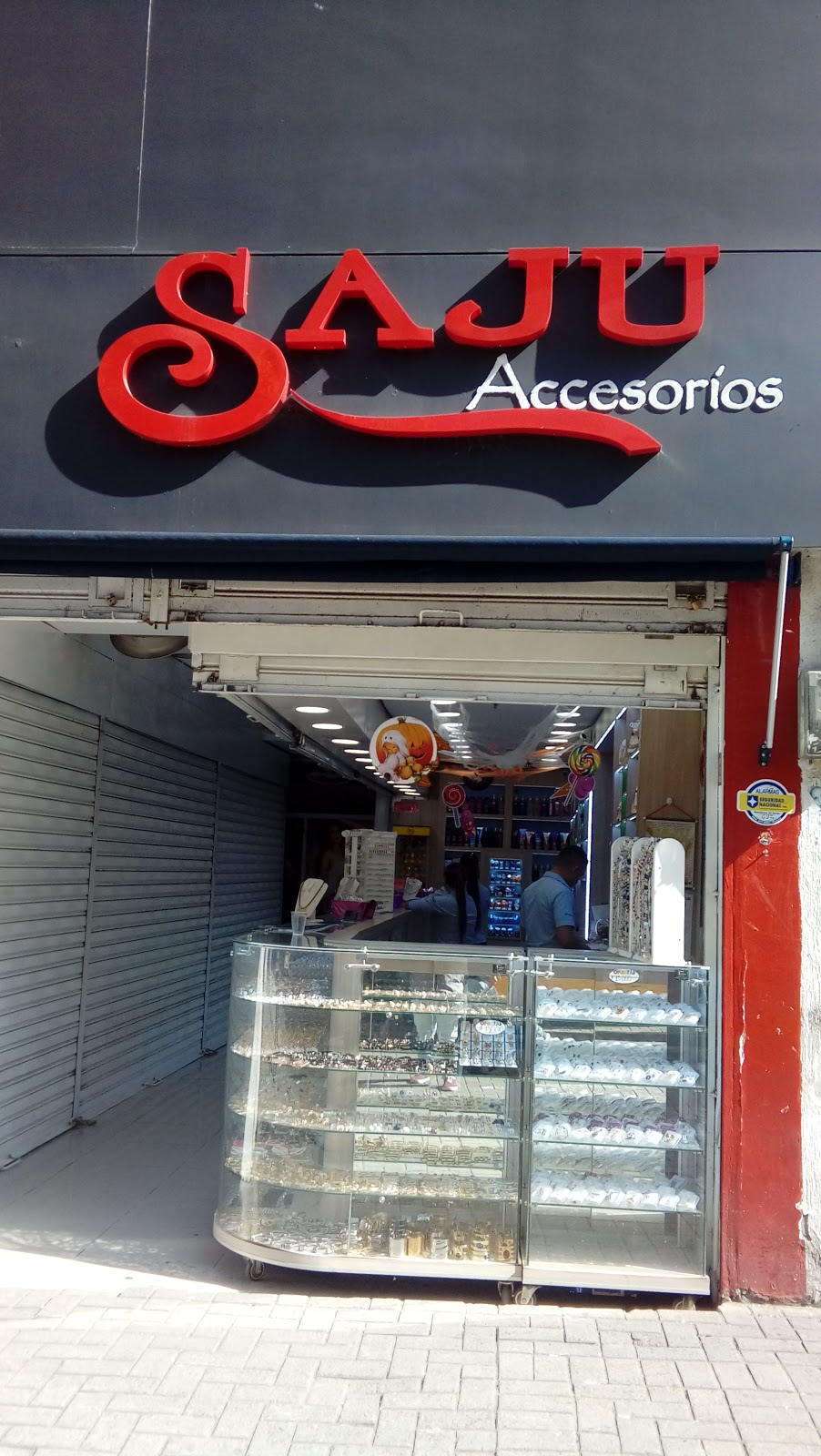 Saju Accesorios