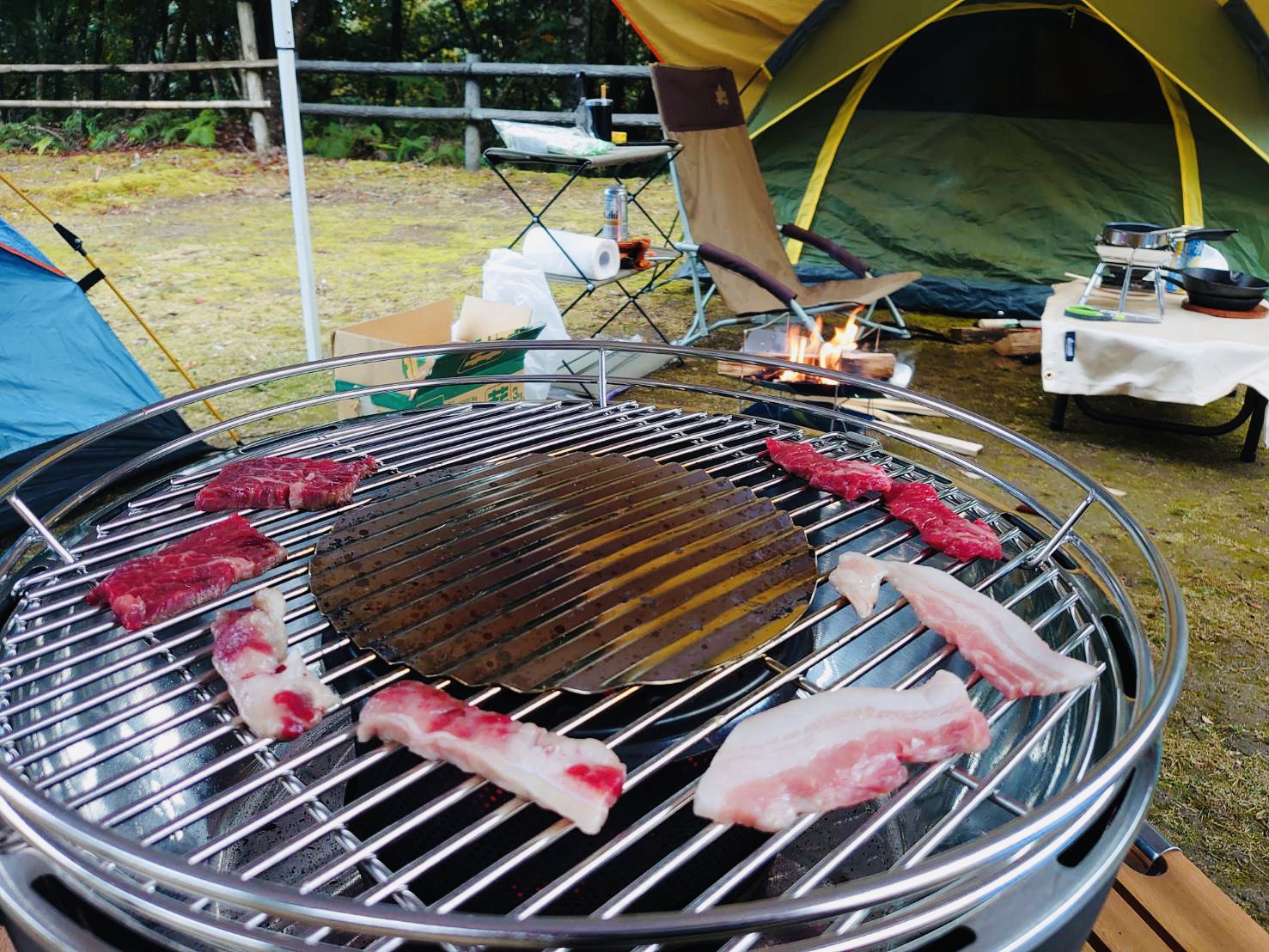 ロータスグリルは本当に煙が出ない 無煙バーベキューコンロ Hafele ロータスグリルをレビュー 室内で使えるのかも検証 Sotopia