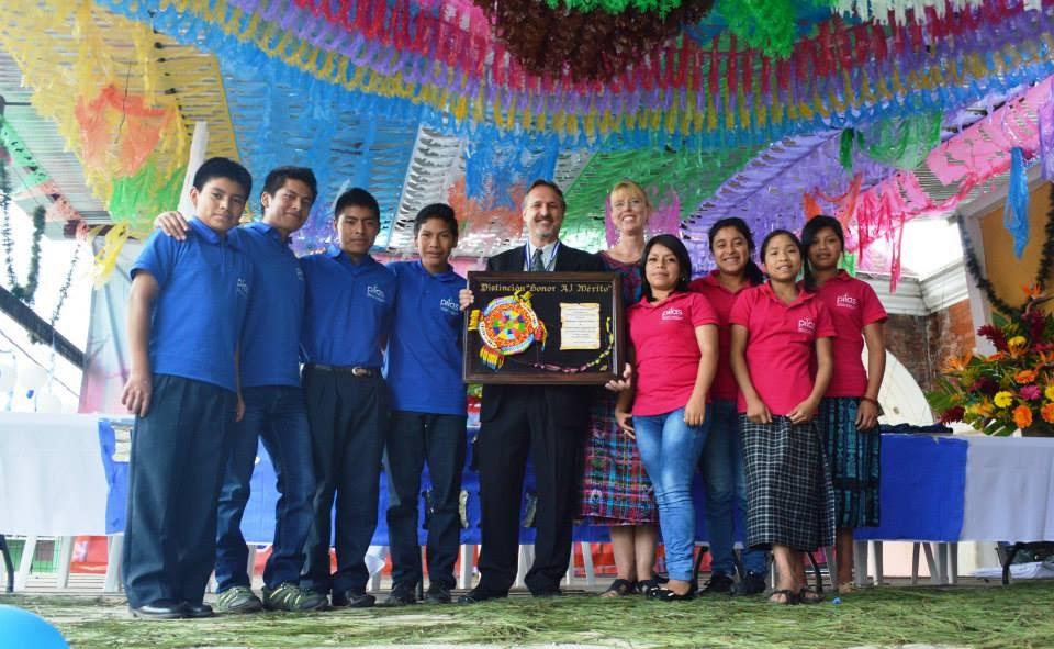 C:\Users\RY\Pictures\2015-09-05 Guate 2015\Merit Honour Photo.jpg