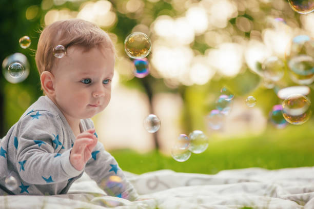 How Blowing Bubbles Benefit Your Kid's Brain development? 