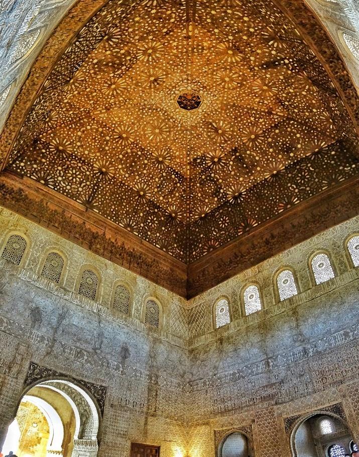 Elhamra Sarayı'nın mimari harikası Elçiler Salonu
