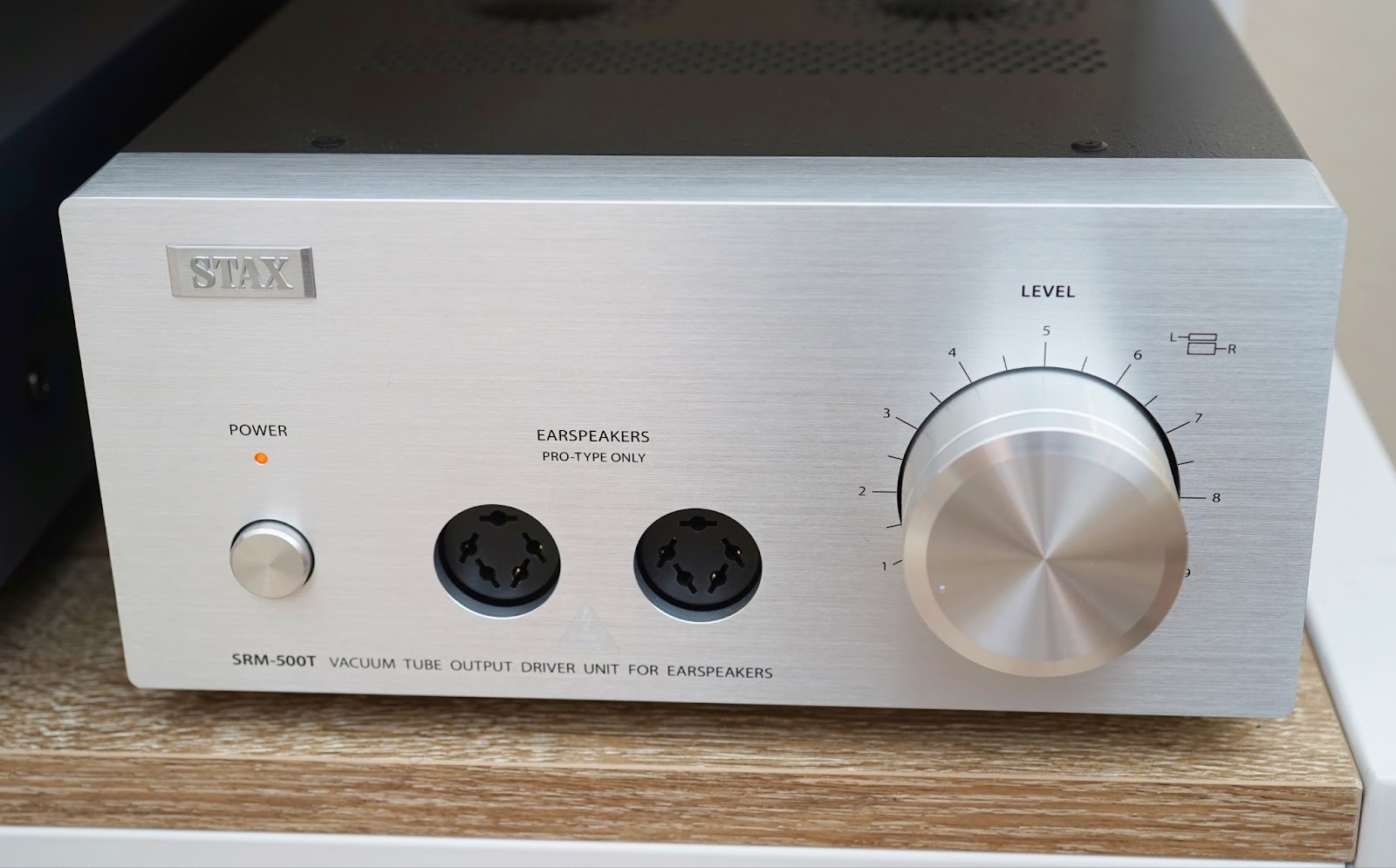 Stax Lambda SR-L500 MK2 + SRM-500T: the purity of electrostatic technology  - Son-Vidéo.com: blog