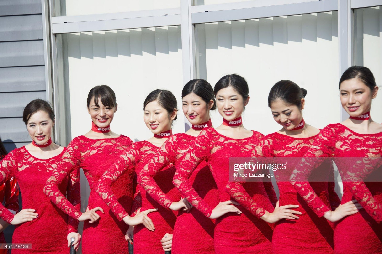 D:\Documenti\posts\posts\Women and motorsport\foto\Getty e altre\the-grid-girls-pose-in-paddock-during-the-motogp-of-japan-qualifying-picture-id457048436.jpg