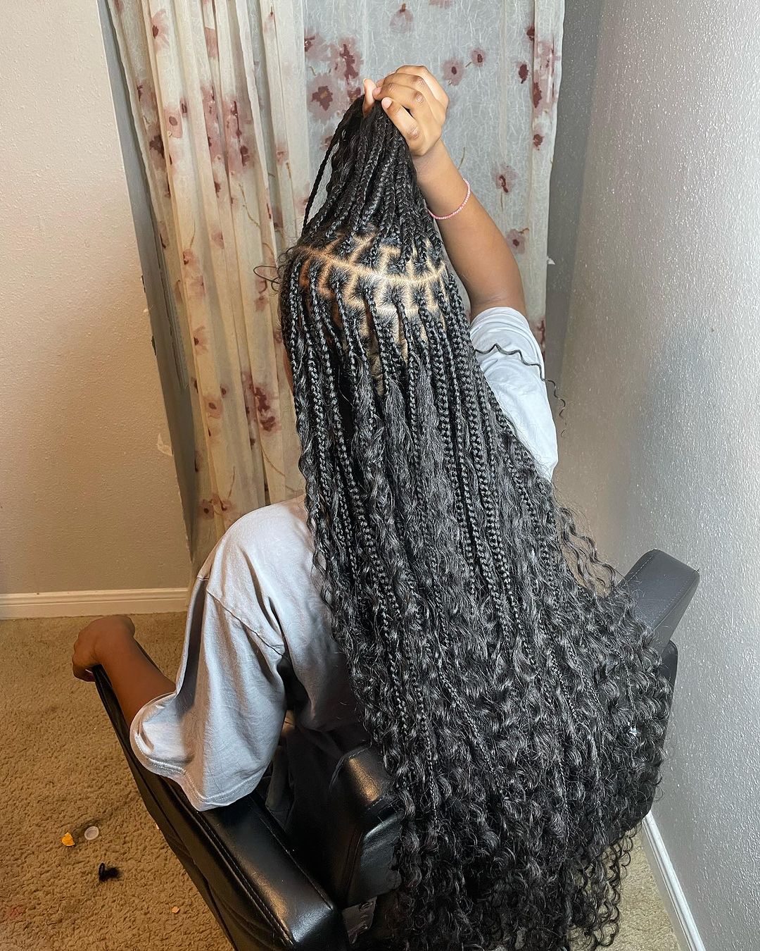 Long And Full Curly Bohemian Knotless Braids