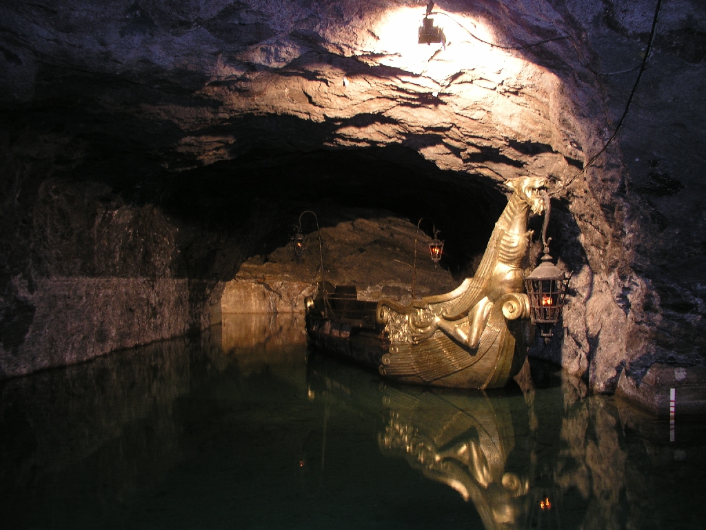 ... Boot Seegrotte.JPG