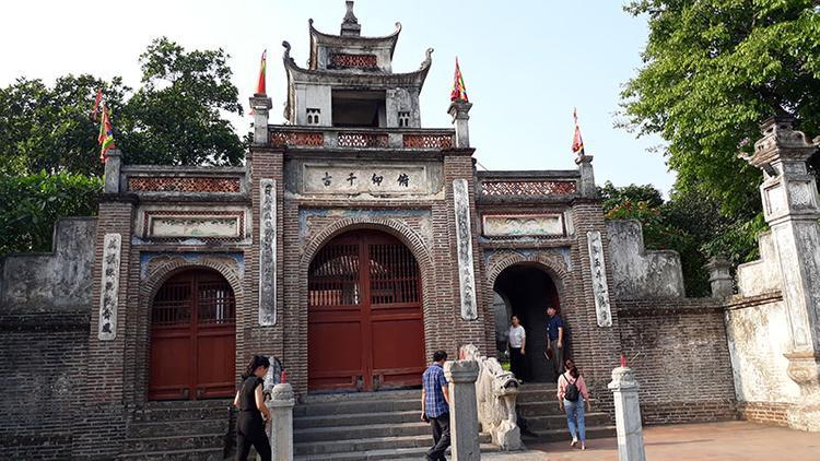 https://img.iproperty.com.my/angel/750x1000-fit/wp-content/uploads/sites/7/2023/06/The-Dat-Co-Duong-Sat.jpg
