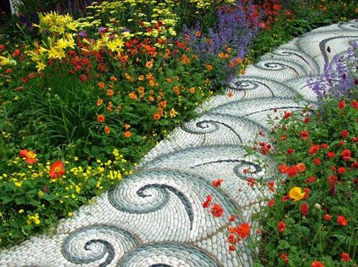  Cool Garden Paths That Are Off The Beaten Path