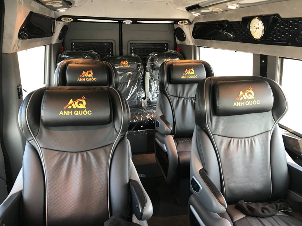 Nội thất xe Anh Quốc Limousine đi Vũng Tàu từ Sài Gòn