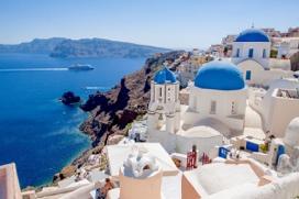 Santorini, Greece: Pros and Cons - Eat Work Travel | Travel Blog for  Working Couples