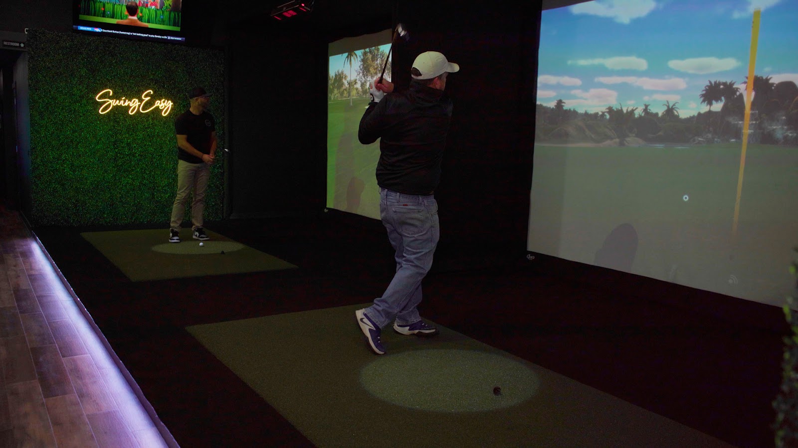 Slice Golf using Carl's Place golf simulators in Evansville Wisconsin