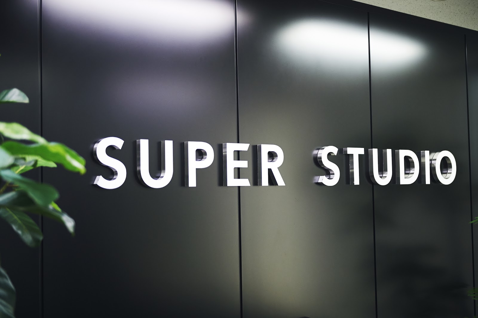 株式会社SUPER STUDIO（スーパースタジオ）