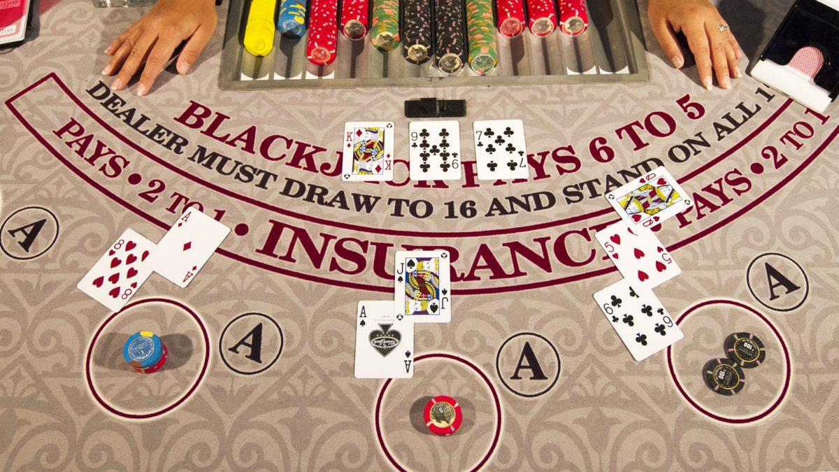 Blackjack Permainan Kartu Online Terbaik Yang Menghasilkan Banyak Uang