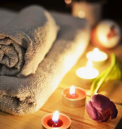 love-romantic-bath-candlelight.jpg
