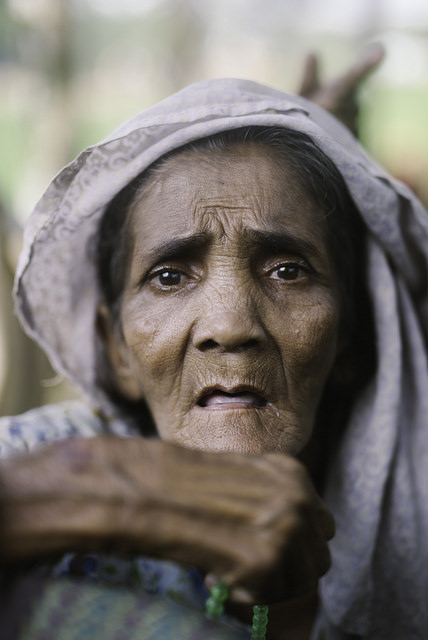 An elderly Rohingya refugee woman. Credit: Umer Aiman Khan/IPS