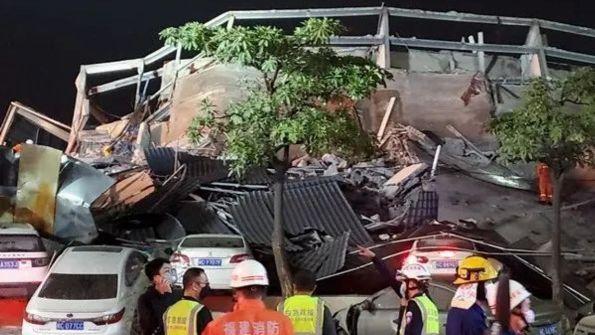 泉州隔离新冠肺炎患者旅馆坍塌70人遭埋