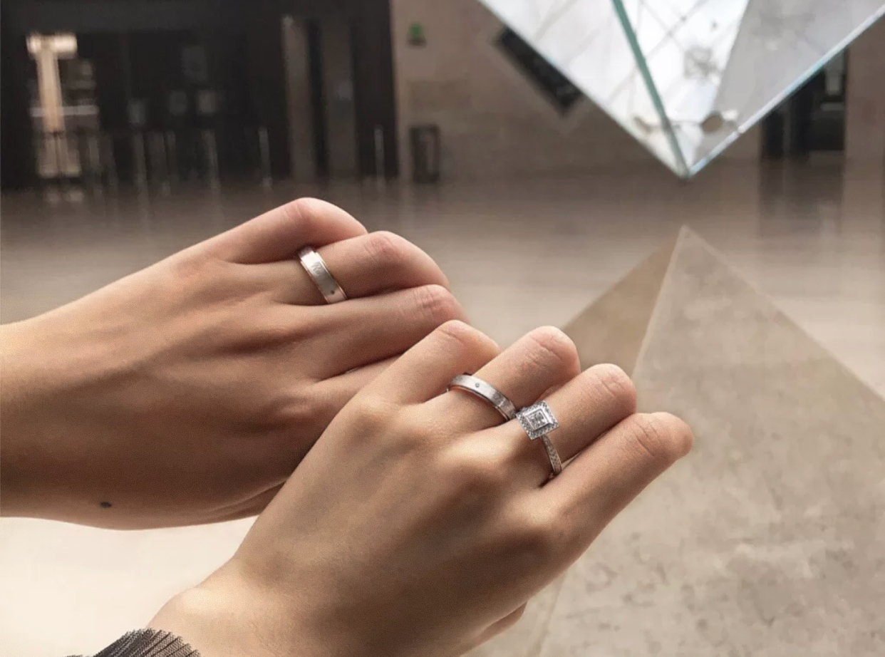 DR diamond engagement ring