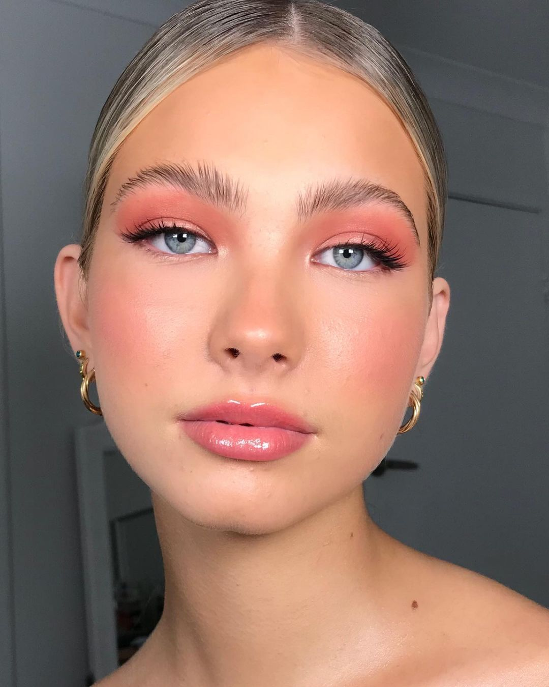 Peach Eye Makeup Look