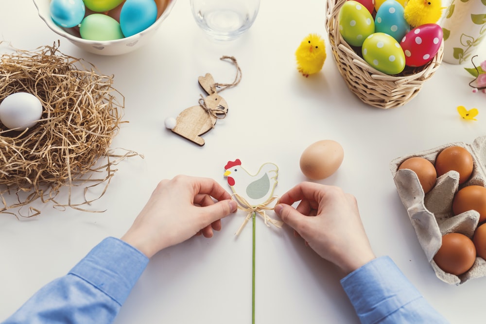 Earn $10,000 Per Month Online, making easter wooden ornaments - sell things you make
