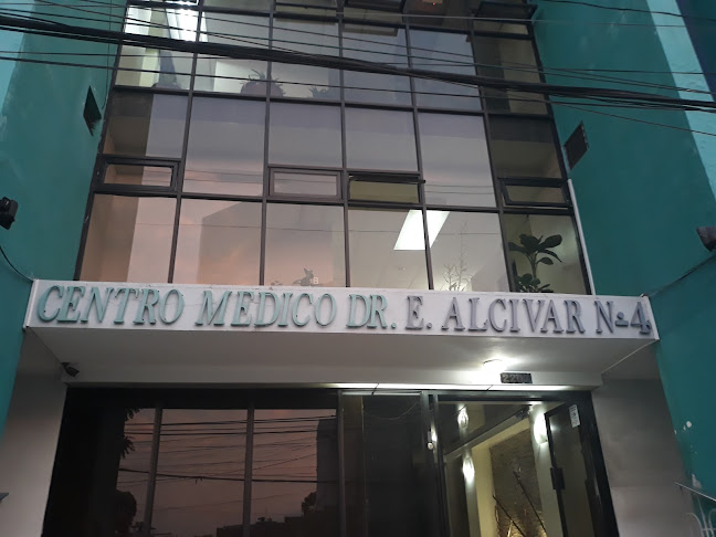Opiniones de Centro Medico Dr. E. Alcivar N° 4 en Guayaquil - Médico