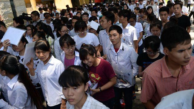 Tuy nhiên, đa số sinh viên Việt Nam không biết đến khái niệm tự chủ, tự trị đại học