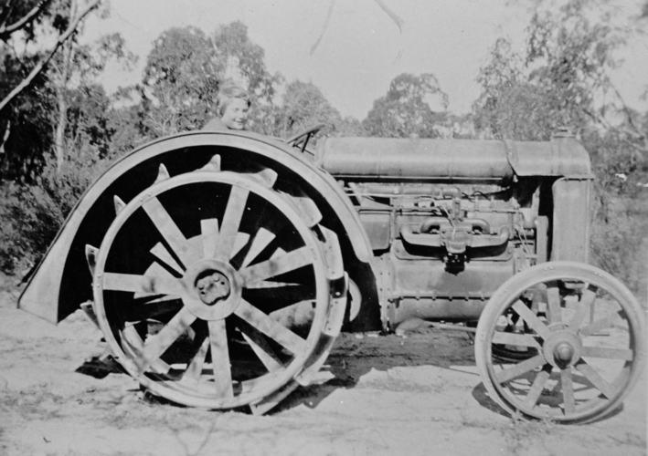 Resultado de imagem para fordson 1916