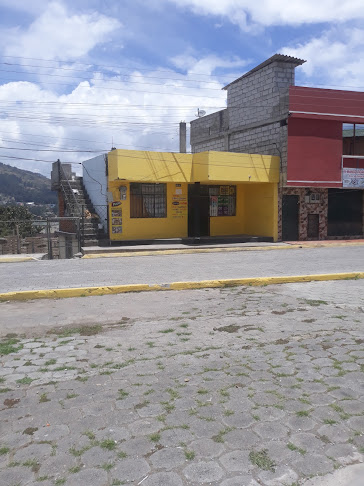Comentarios y opiniones de Iglesia De San Carlos De Alangasí