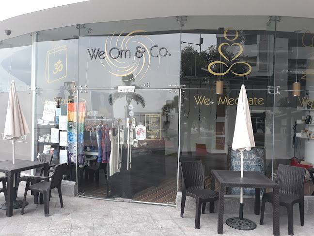 We Om & Co. - Centro de yoga