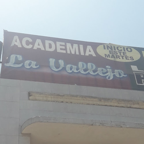 Opiniones de La Vallejo en Arequipa - Escuela