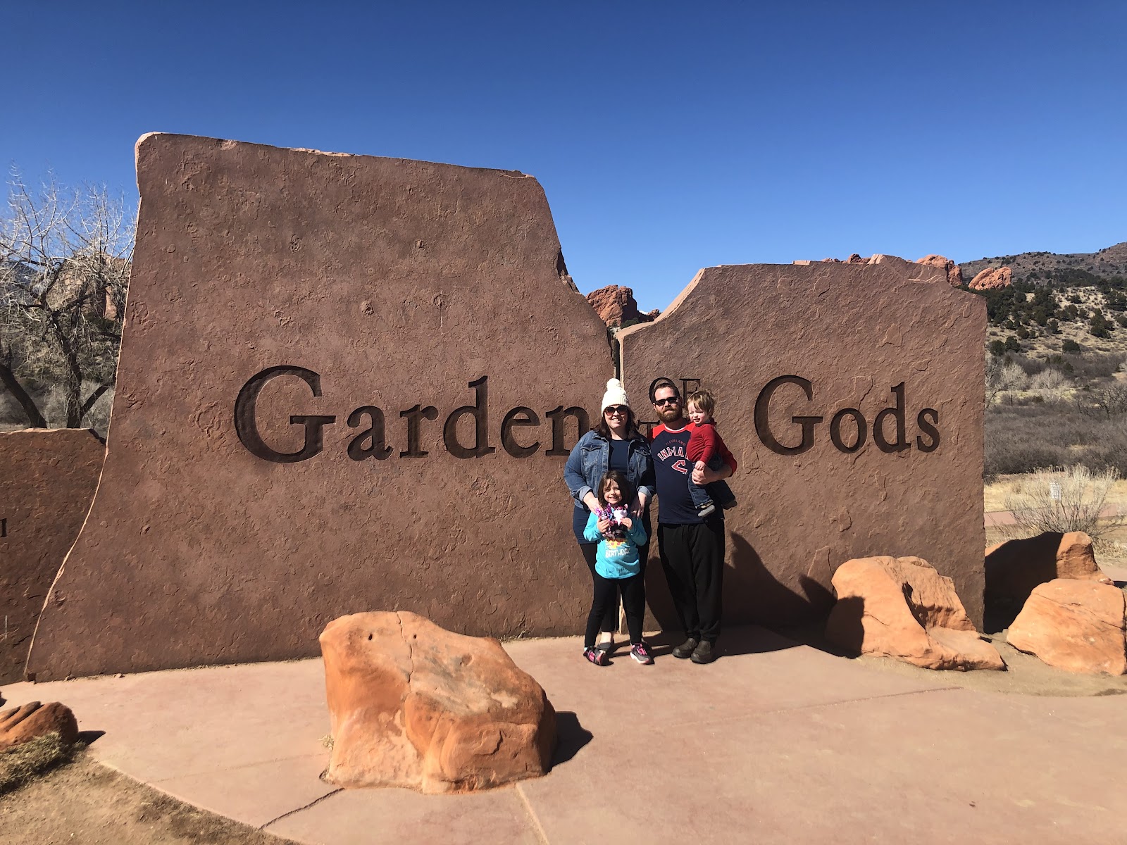 Relaxing family vacation in beautiful Colorado at garden of the gods