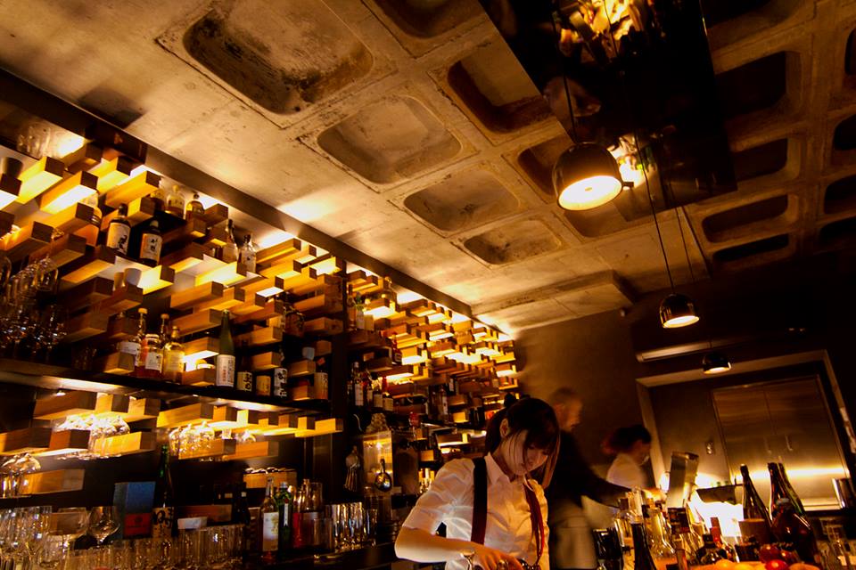 Hihou whisky bar Melbourne.jpg