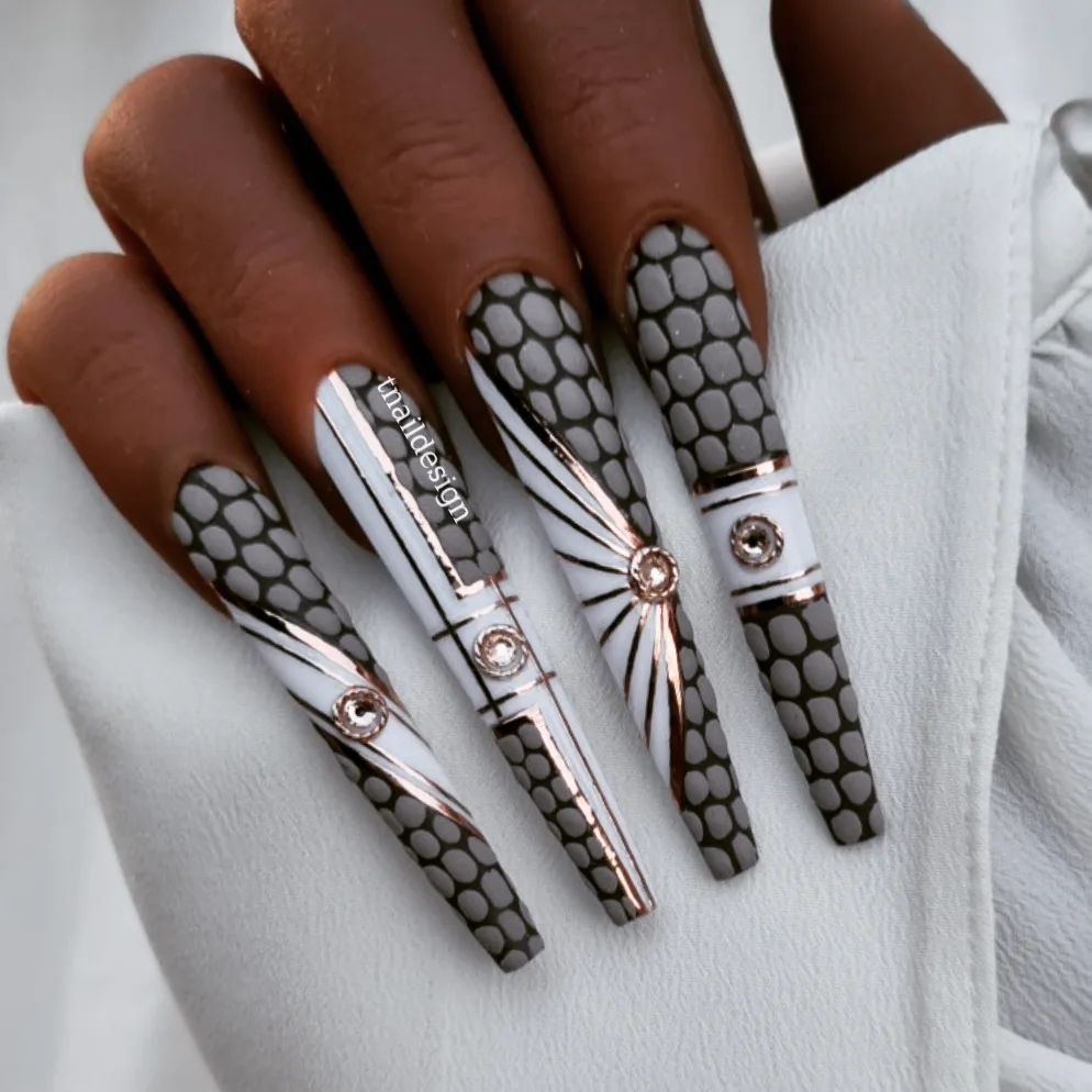 Crocodile Nails