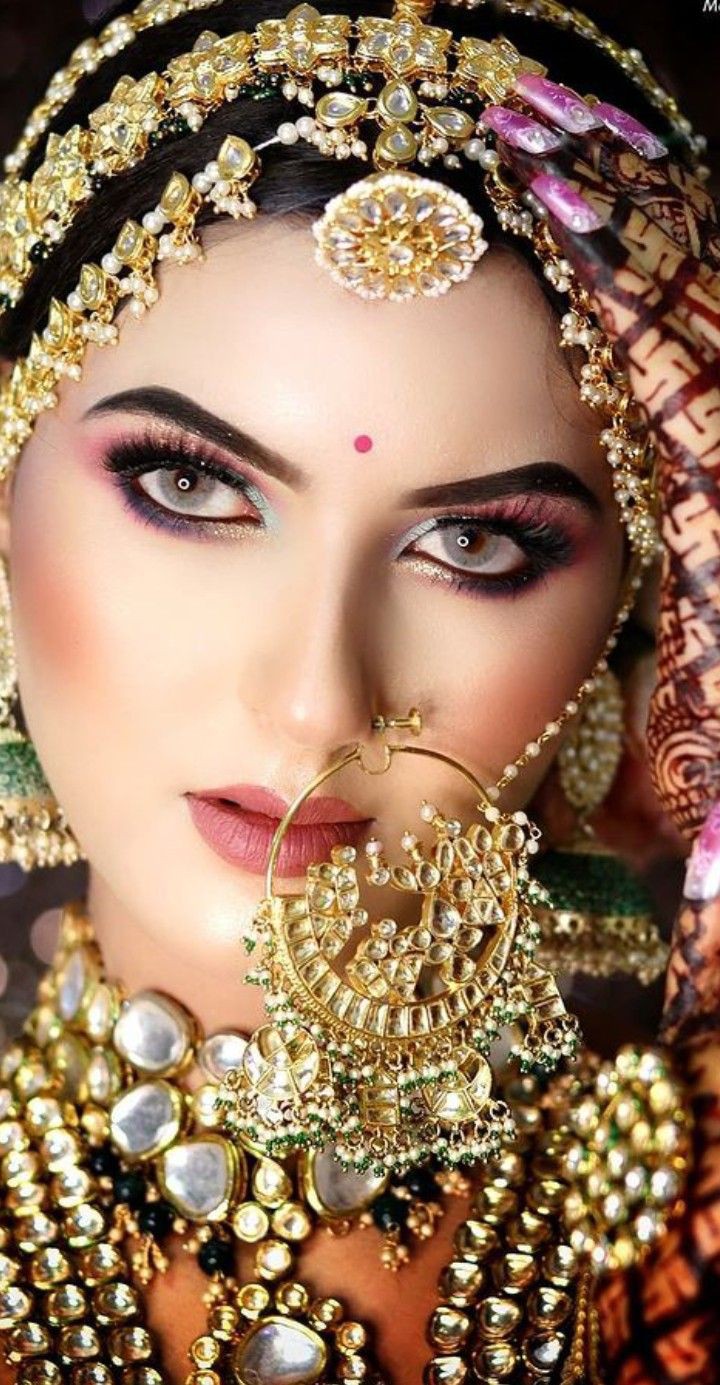 Top 50 Maang Tikka Designs: Latest Bridal Trends 2023