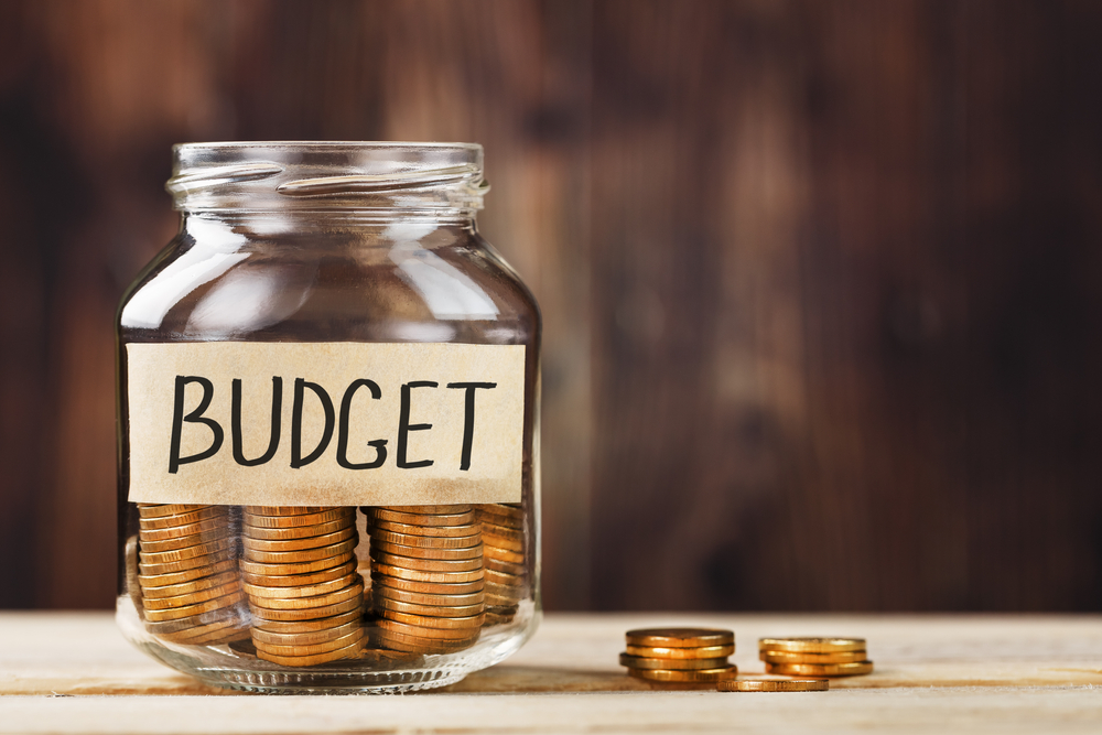 Budgeting adalah langkah utama yang perlu dilakukan sebelum memulai operasional bisnis.