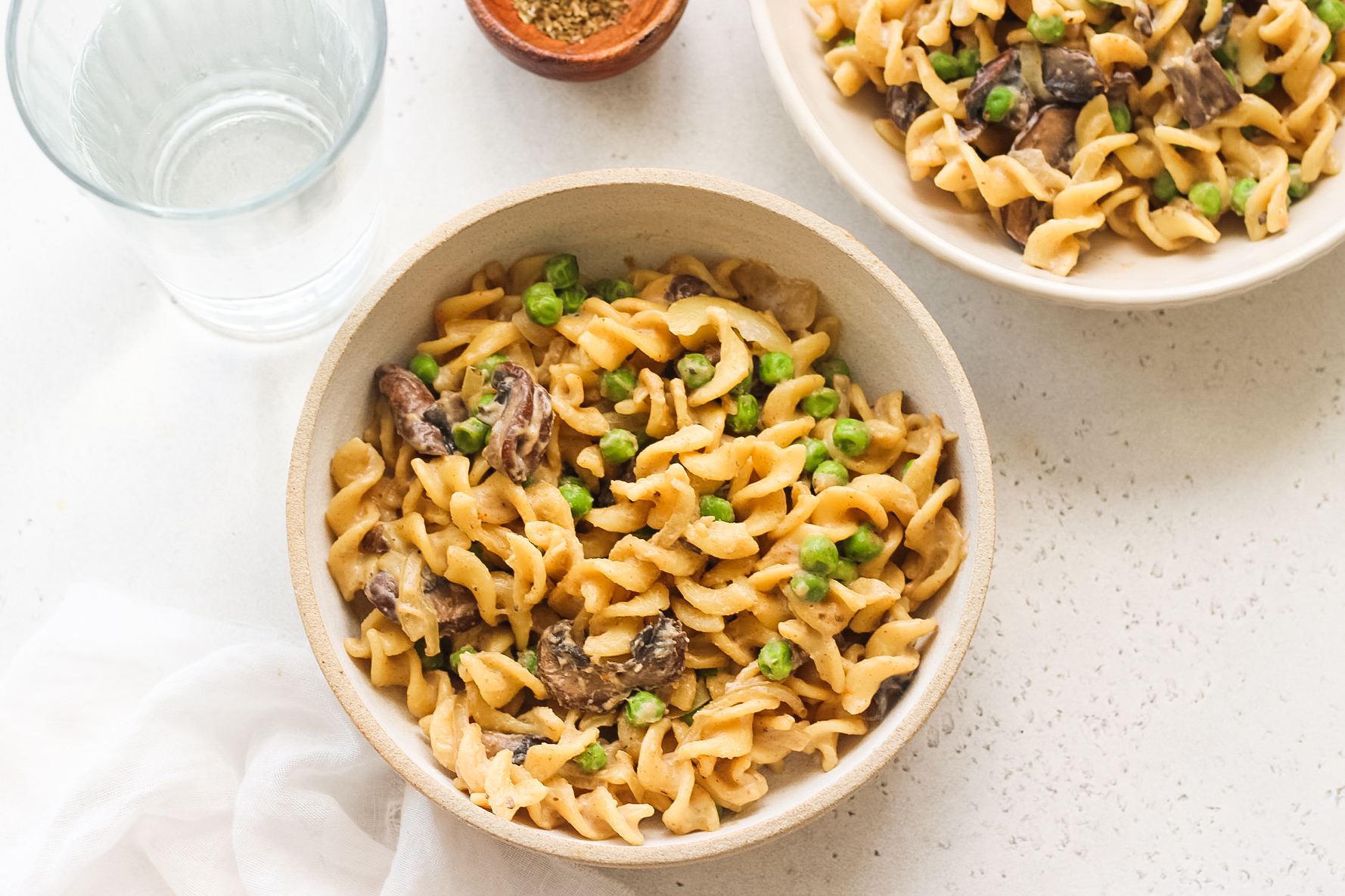 Creamy Pasta with Mushrooms and Peas – It's All Good Vegan