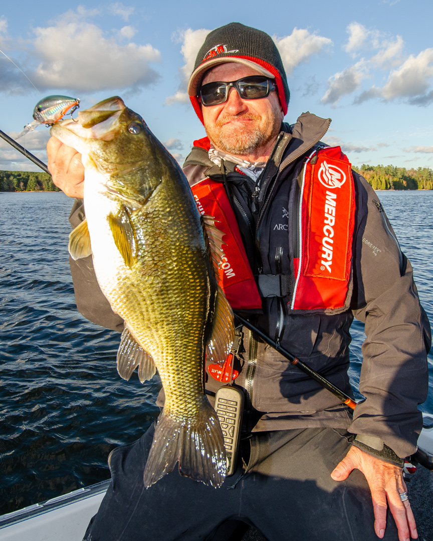 Last fish of the day - a nice fall Largemouth