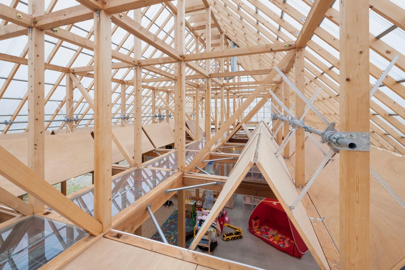 plastic transparent roof