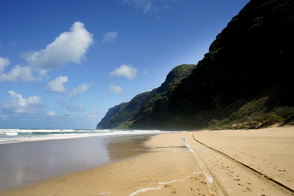 Driving on Polihale Beach - Kauai Things to Do: a Guide to the Garden Isle of Hawaii