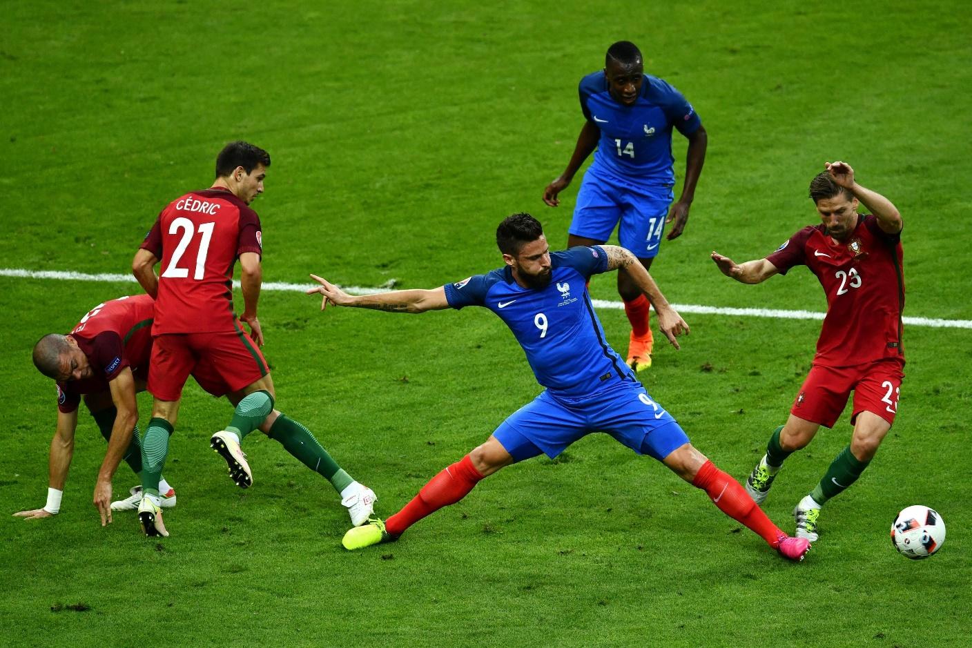 Pháp sẽ có cơ hội trả món nợ sau khi thua Bồ Đào Nha ở chung kết Euro 2016
